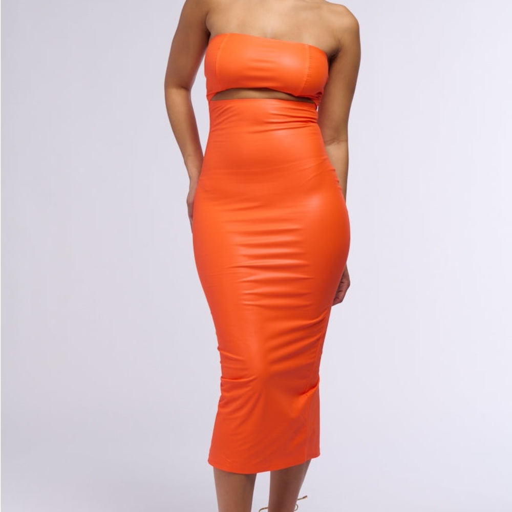 AKIRA Pleather Cut Out Midi Dress Vibrant Orange Strapless Baddie Club Going Out - Picture 3 of 16